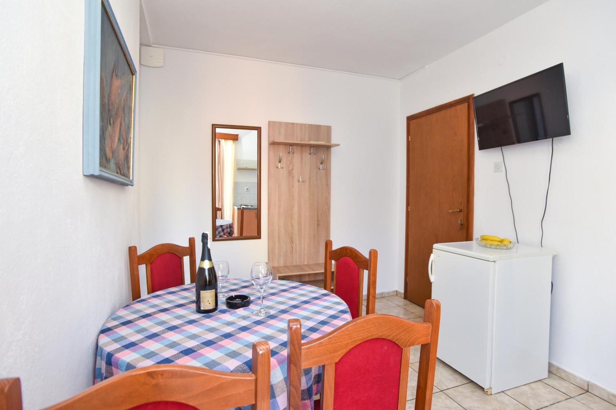 Apartment Milos Kaladjurdjevic Budva