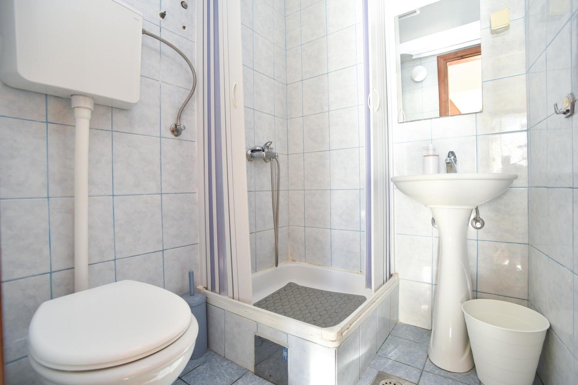 Milos Kaladjurdjevic Apartment