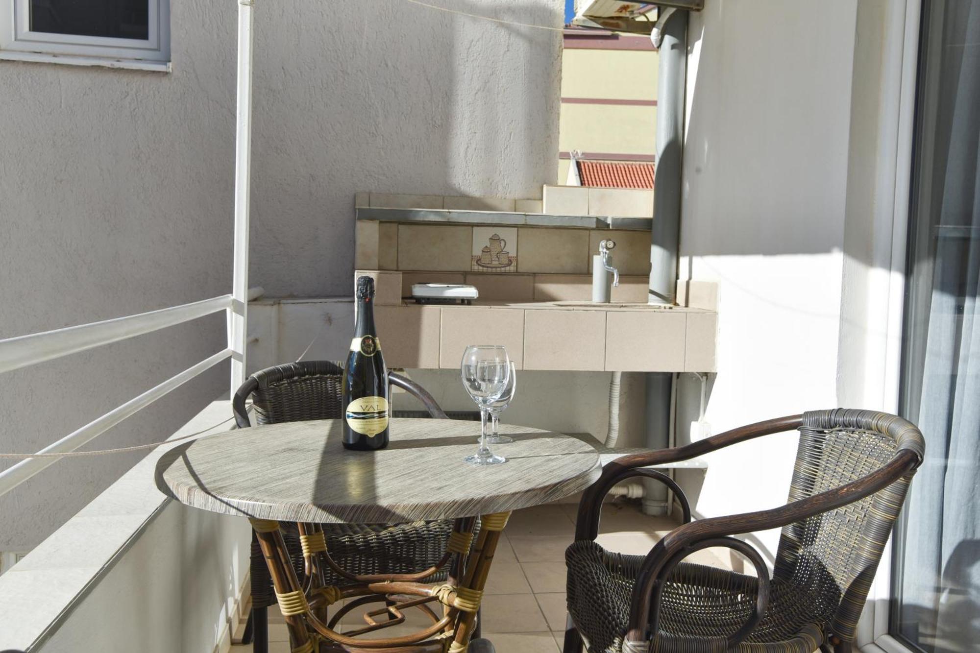 Apartment Milos Kaladjurdjevic *