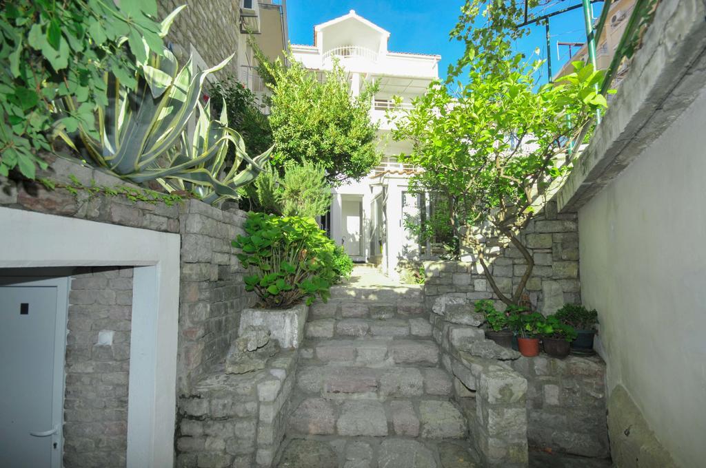 Apartment Milos Kaladjurdjevic Budva