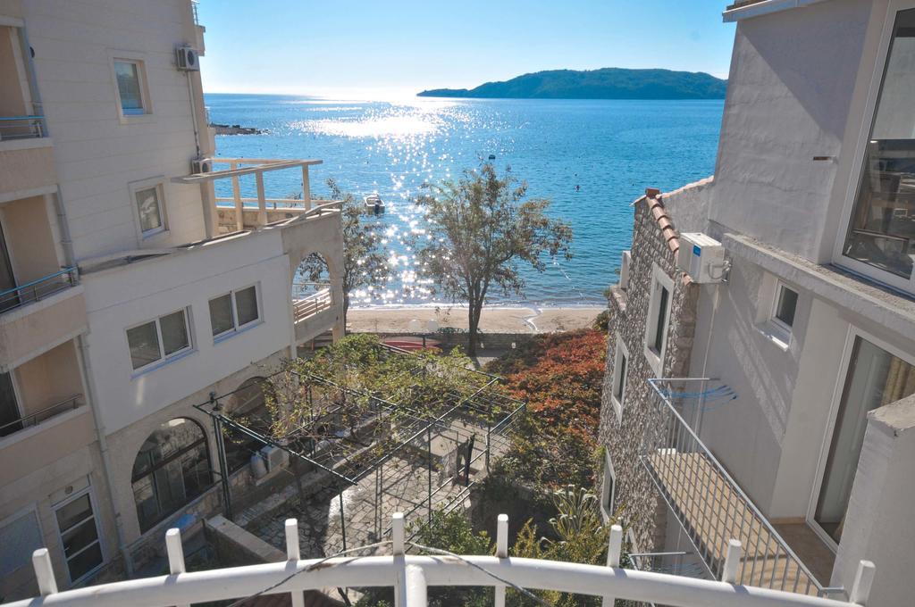 Milos Kaladjurdjevic * Budva